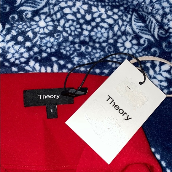 NWT Theory Classic Crepe Draped Boatneck Top Red S - Picture 6 of 6